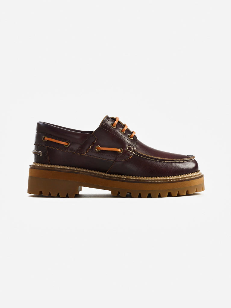 DOCK SIDER PINE NUT