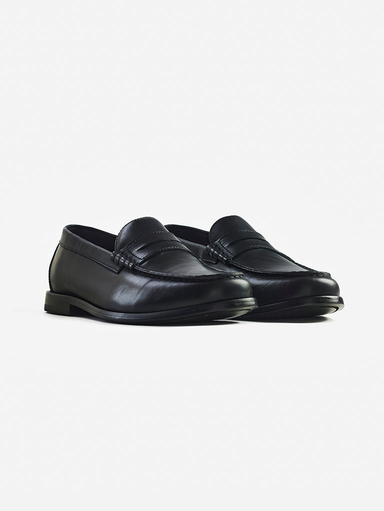 MOC TOE BLACK