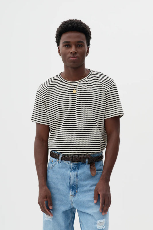 T-shirt Tricô Listrada - Preto e Off White