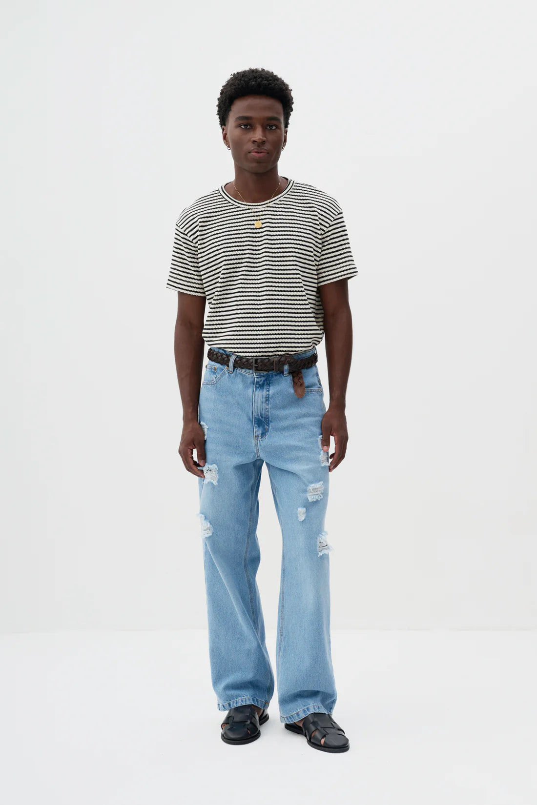 T-shirt Tricô Listrada - Preto e Off White