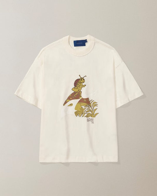 CAMISETA QC JOANINHA BOXY OFF WHITE