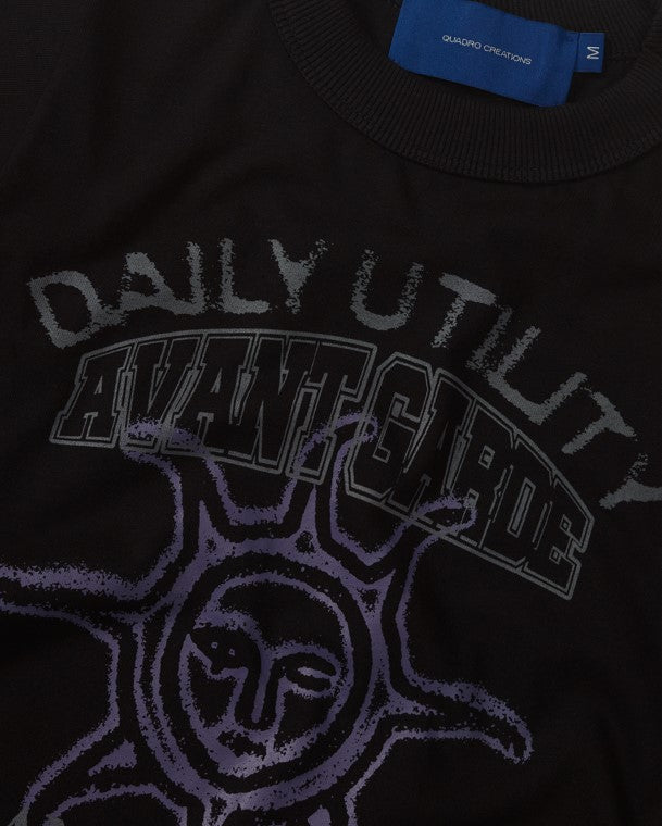 CAMISETA QC SOL EM S.A. BABY TEE PRETO