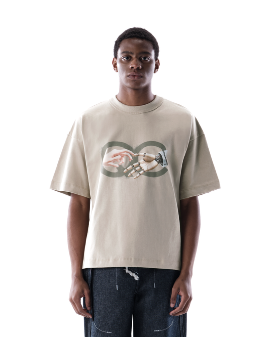 CAMISETA QC A CRIAÇÃO BOXY - BEGE CLARO