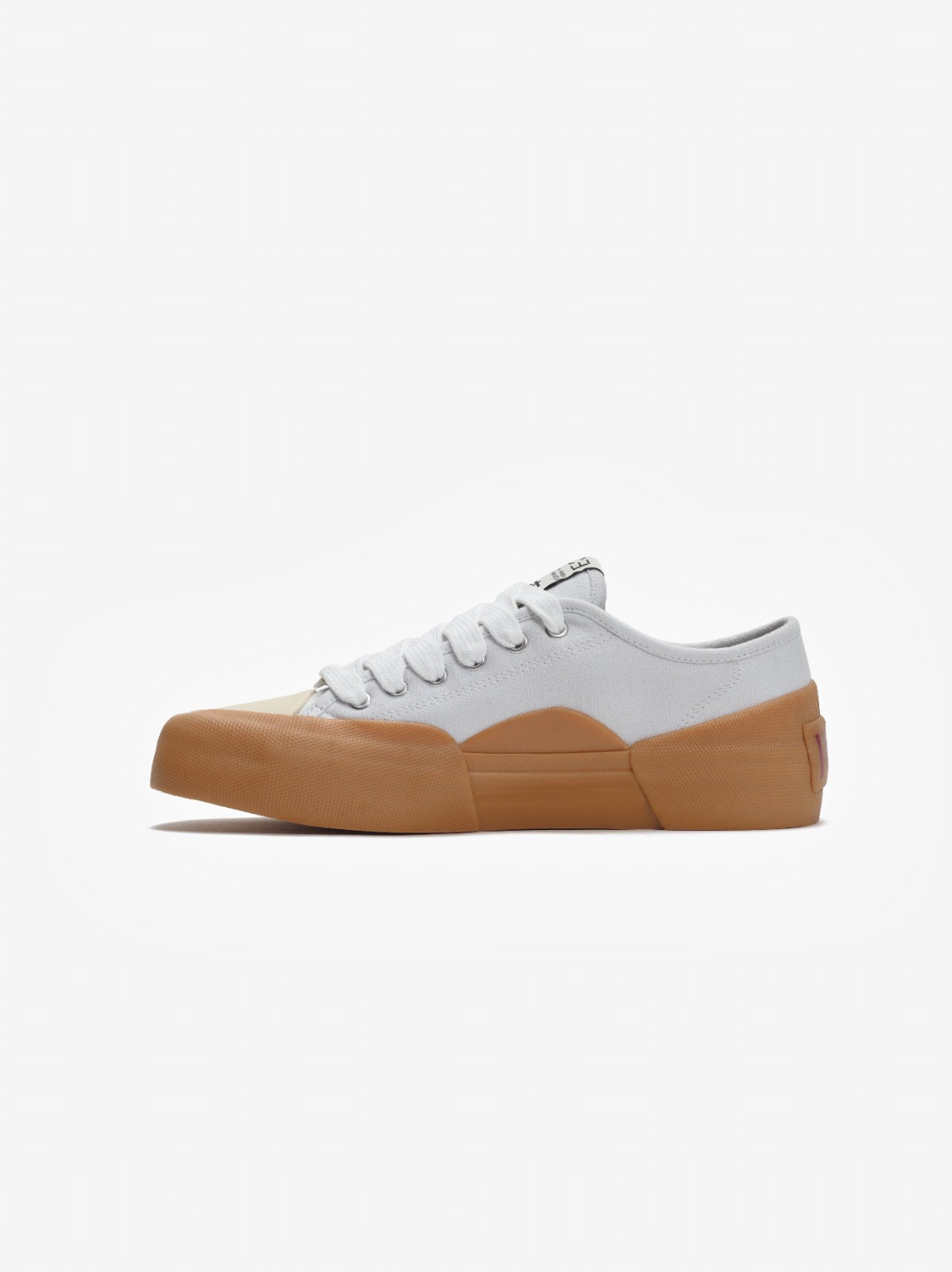 YACHT-RUBBER CANVAS LOW GUM