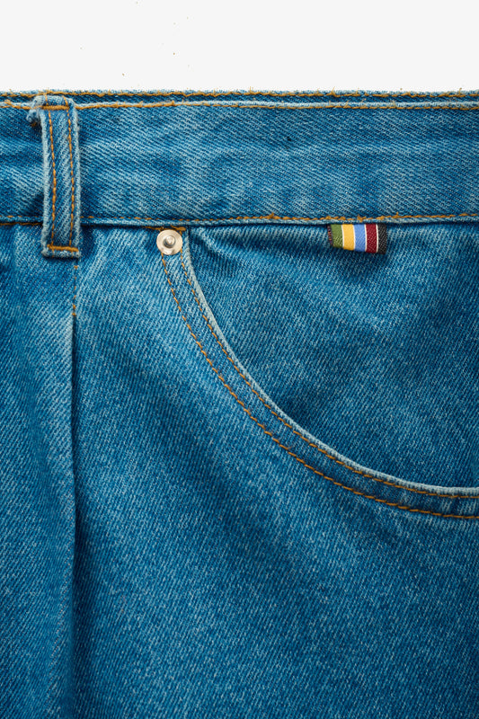 Calça Jeans Sunny com Prega Única - Azul Médio